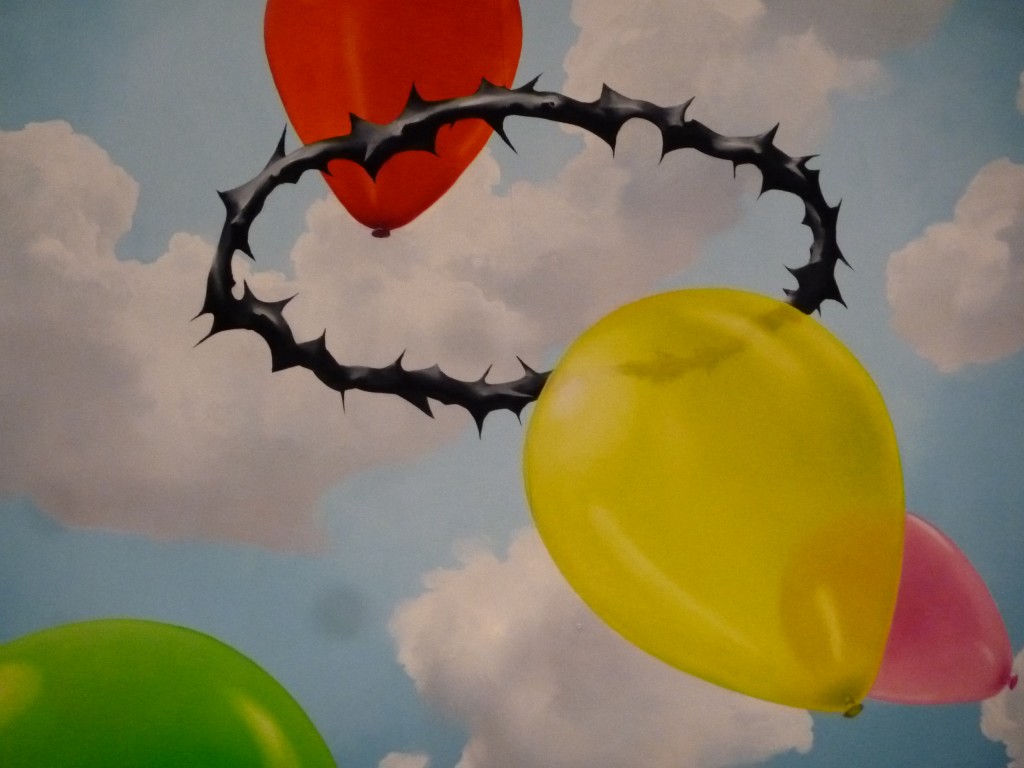 Luftballons am Dornenkranz
